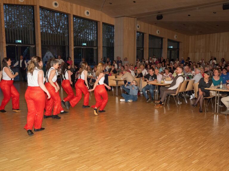20 Jahre Tanz-Sport-Club Klettgau: Showtanz-Auftritt