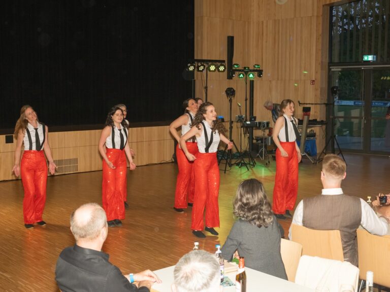 20 Jahre Tanz-Sport-Club Klettgau: Showtanz-Auftritt
