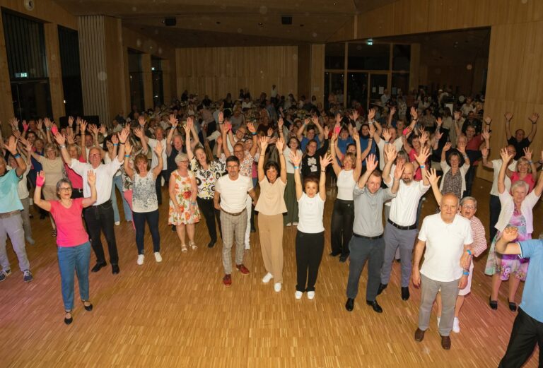 20 Jahre Tanz-Sport-Club Klettgau: Saal voller Gäste